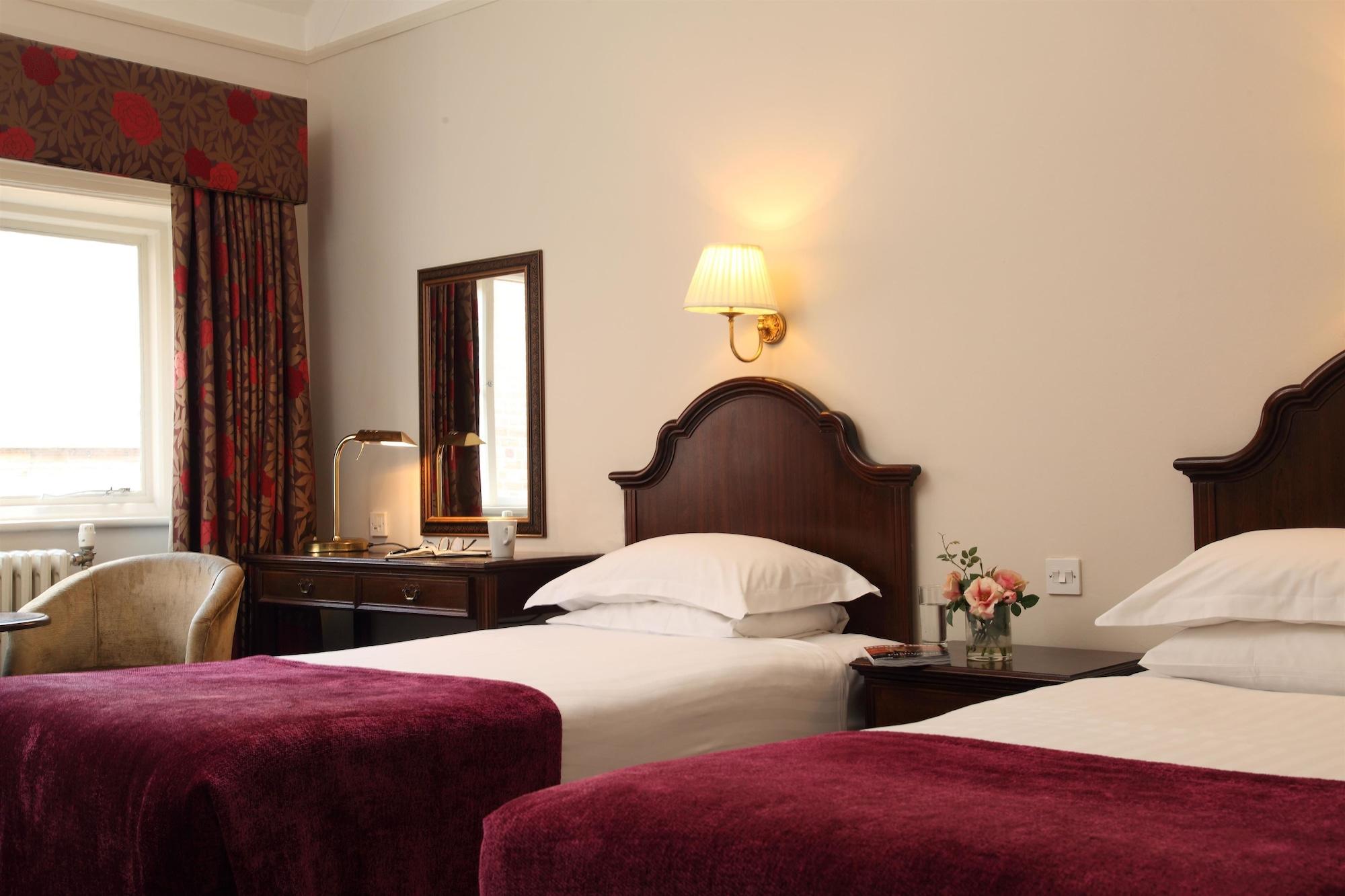 Macdonald New Blossoms Hotel Chester Extérieur photo