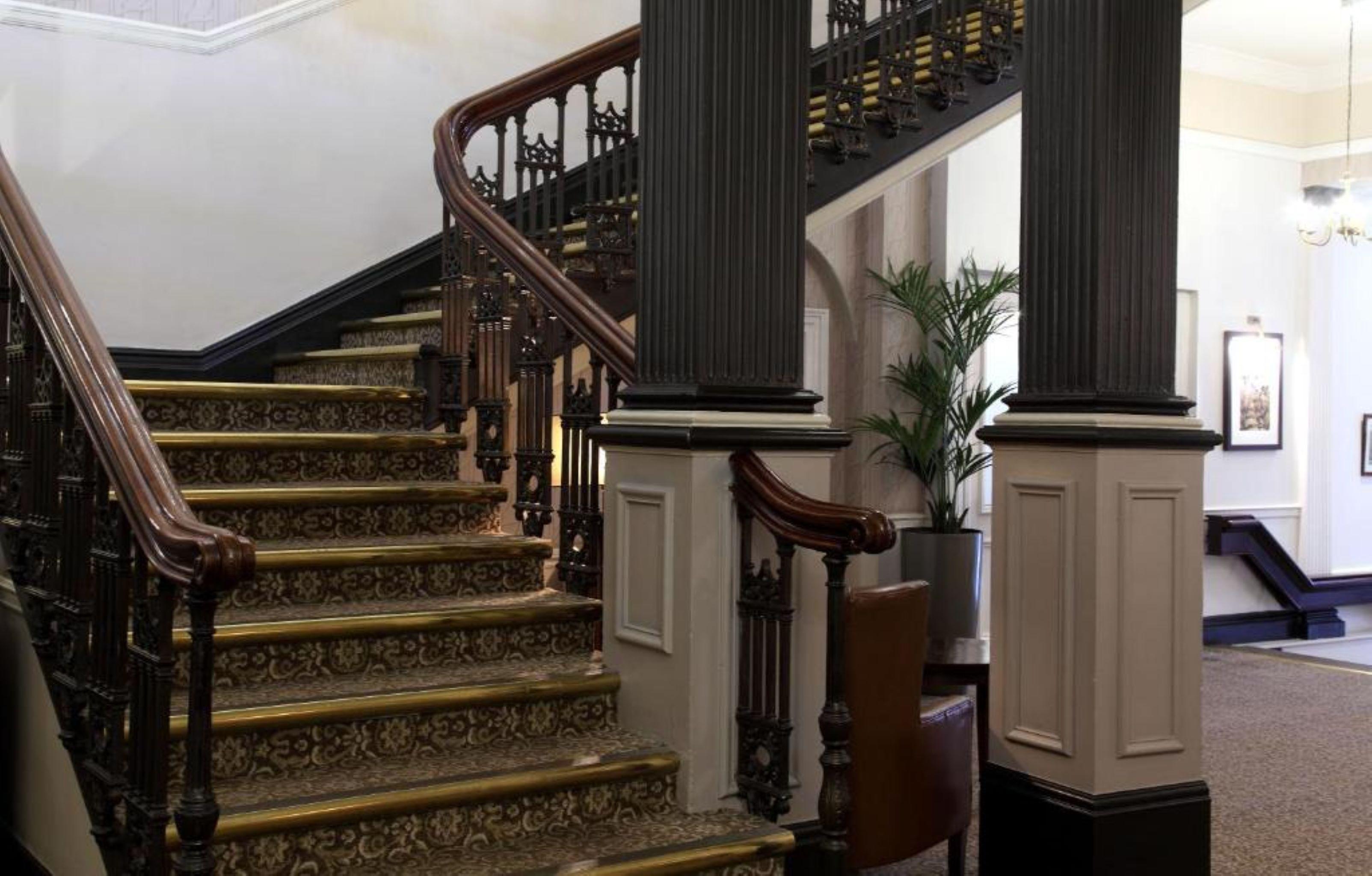Macdonald New Blossoms Hotel Chester Extérieur photo