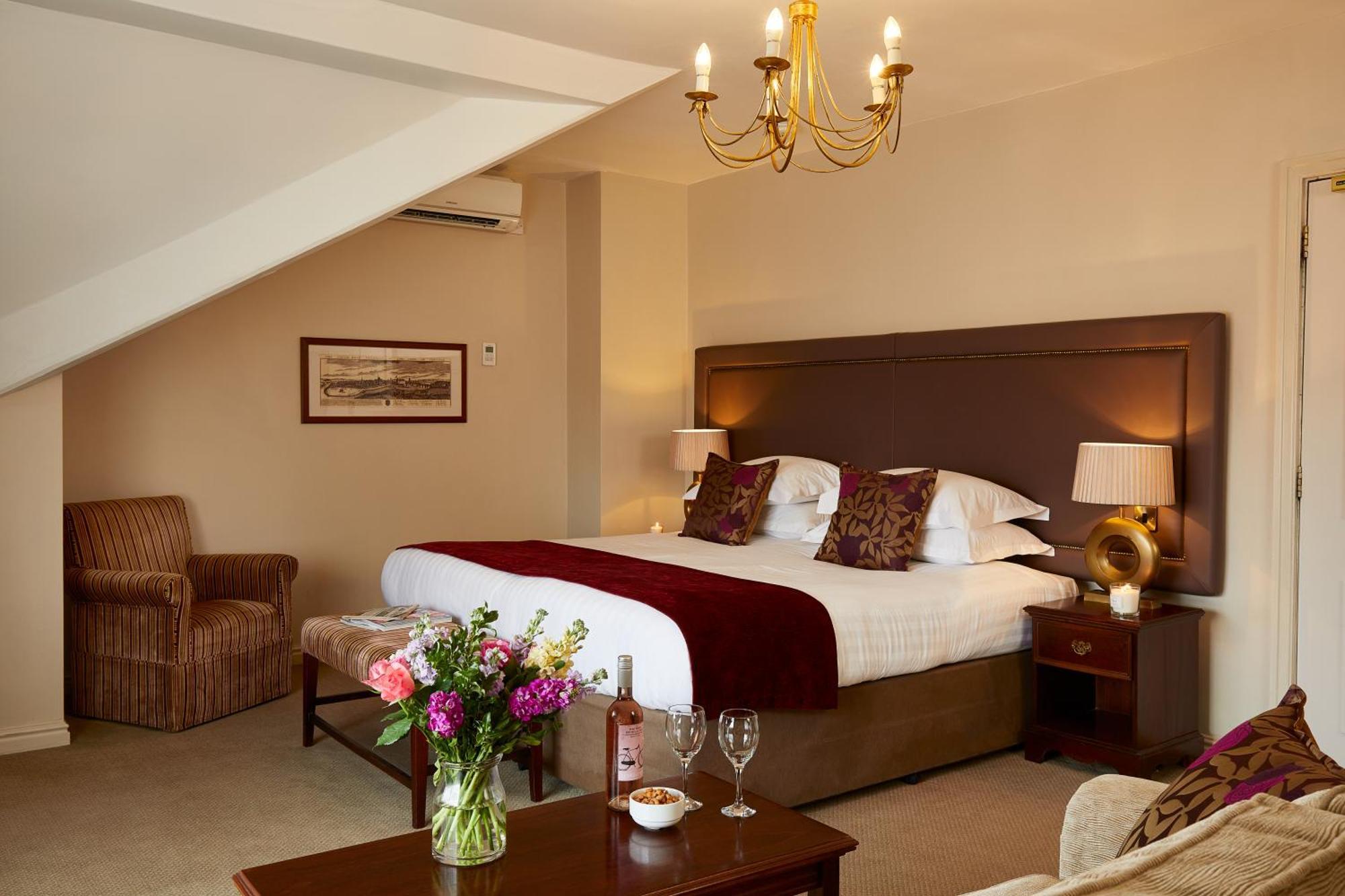 Macdonald New Blossoms Hotel Chester Extérieur photo