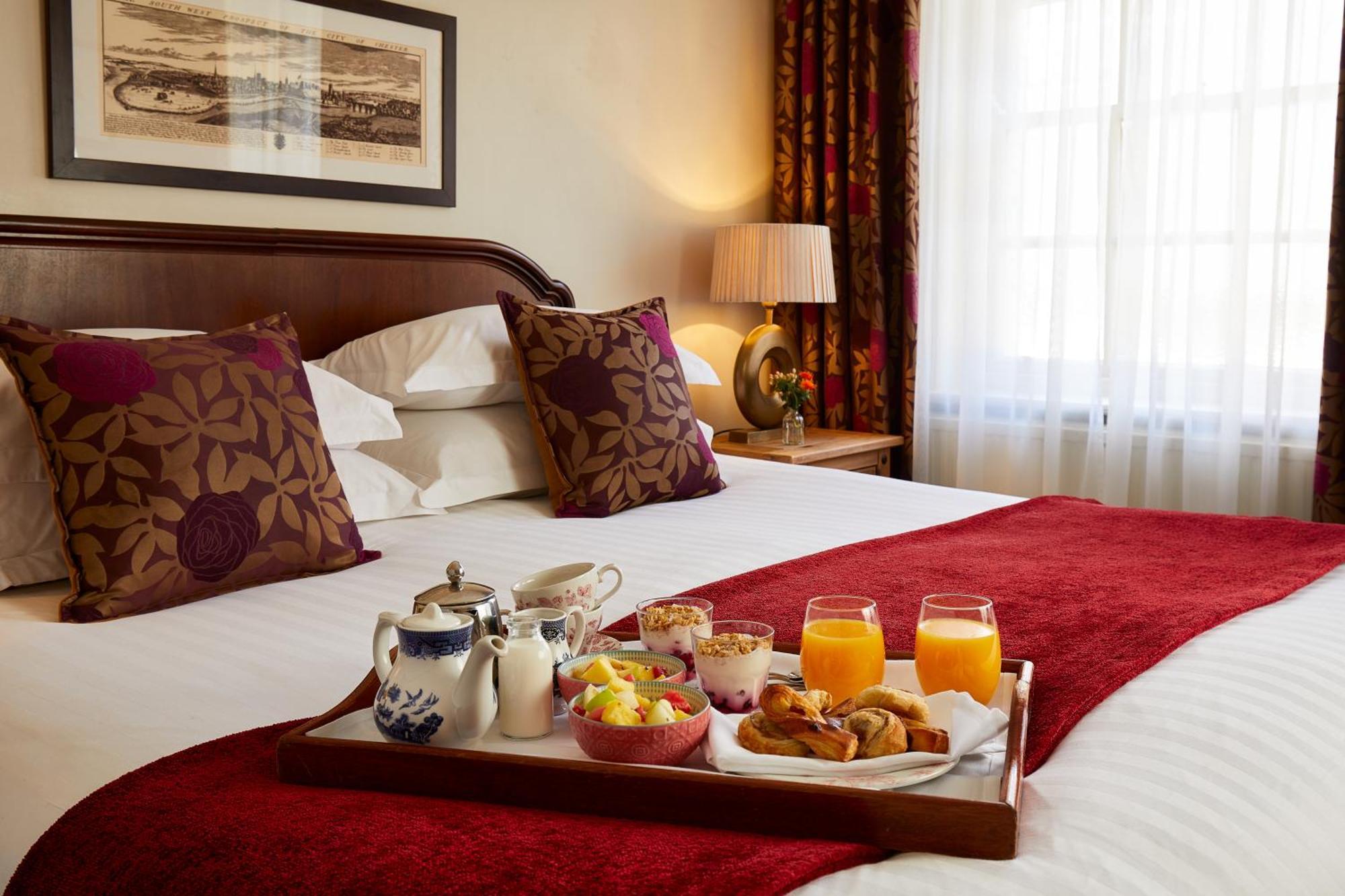 Macdonald New Blossoms Hotel Chester Extérieur photo
