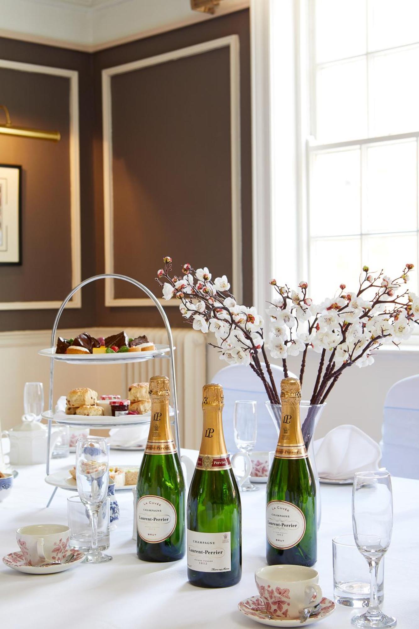 Macdonald New Blossoms Hotel Chester Extérieur photo