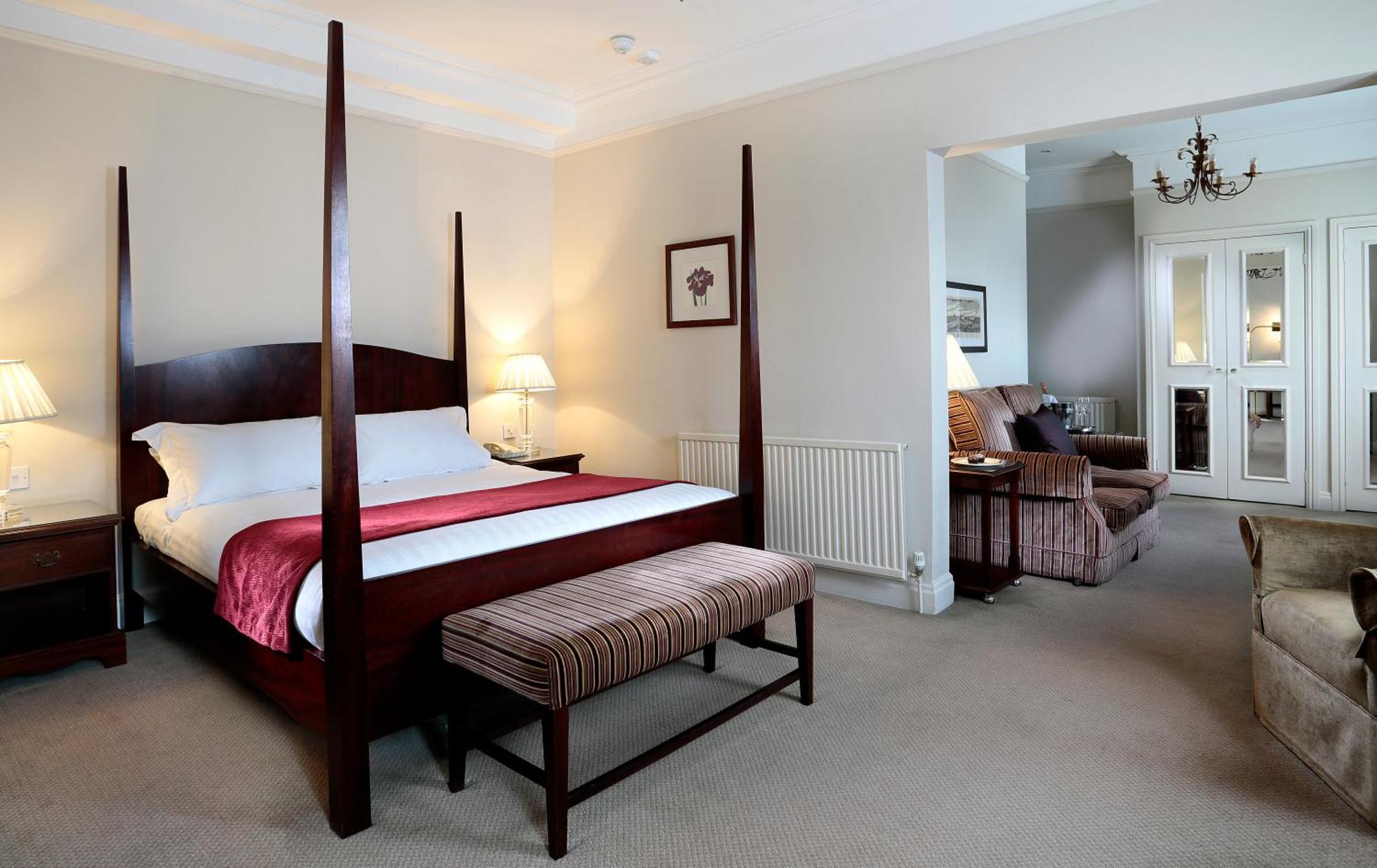 Macdonald New Blossoms Hotel Chester Extérieur photo
